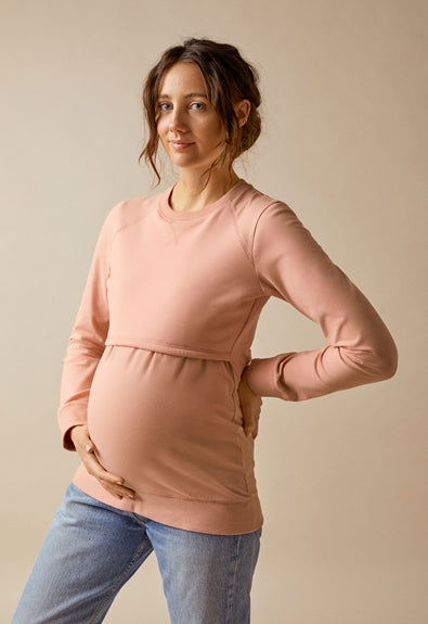 femme enceinte sweat-shirt allaitement et grossesse couleur rose vue de côté marque boob design