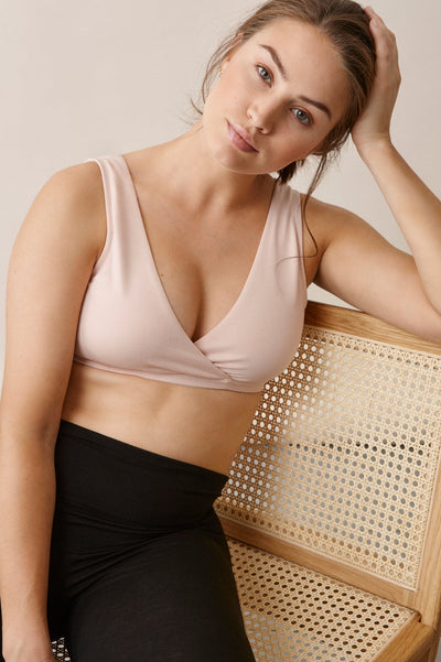 soutien-gorge brassière allaitement et grossesse couleur rose poudrée vue de face marque boob design