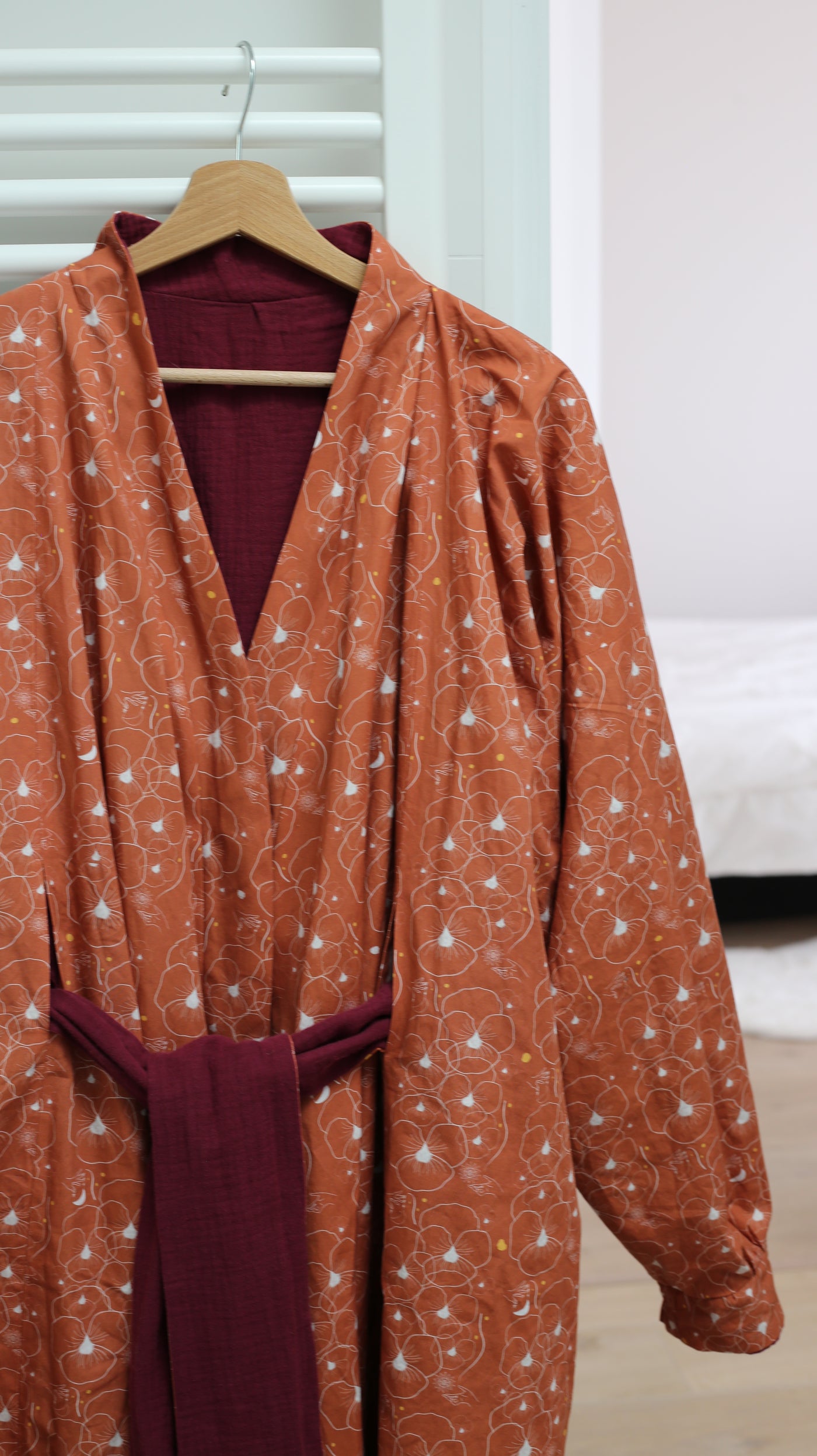 ROBE DE NAISSANCE TU N'ES PAS SEULE x L'AMOUR SE MULTIPLIE
